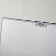 Moshi iVisor XT - Folia ochronna na ekran MacBook Pro 16" (M1, 2021) (czarna ramka)